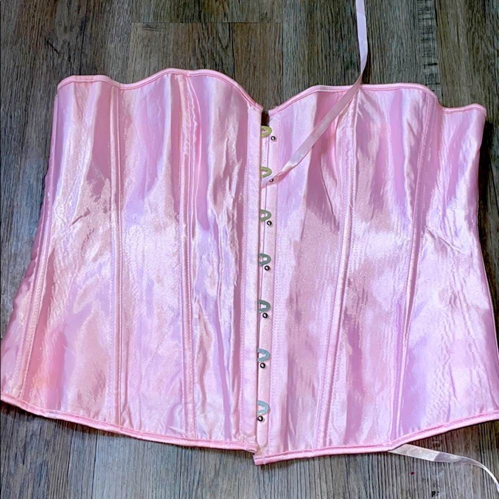 All pink sexy corset !